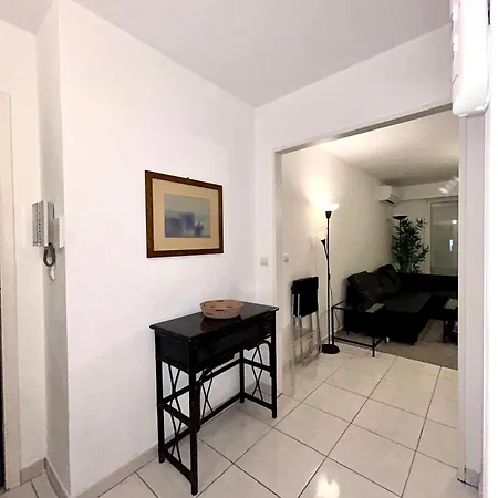 Monaco Gate - Breakfast - Terraces - Free Parking Appartement